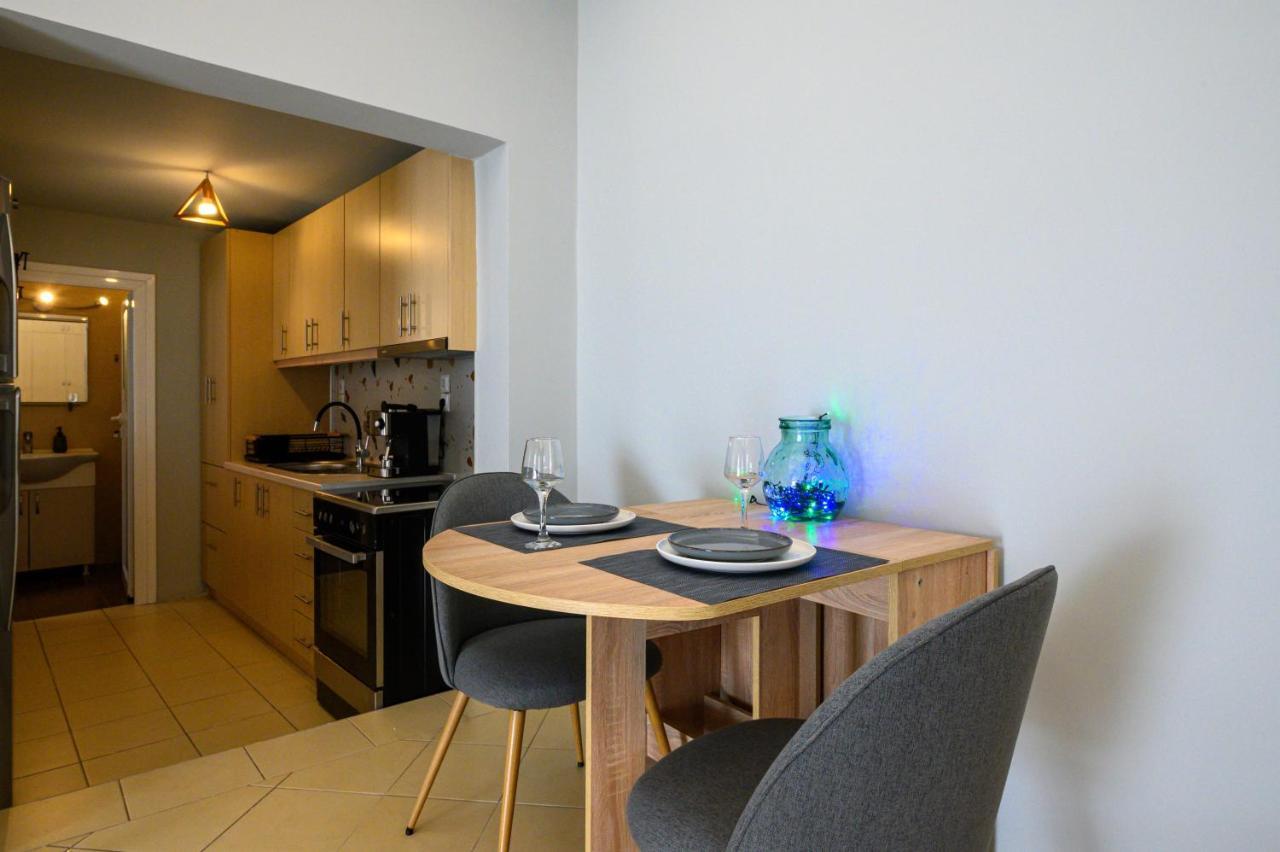 Zen Hut Apartment Kalamata Exterior photo